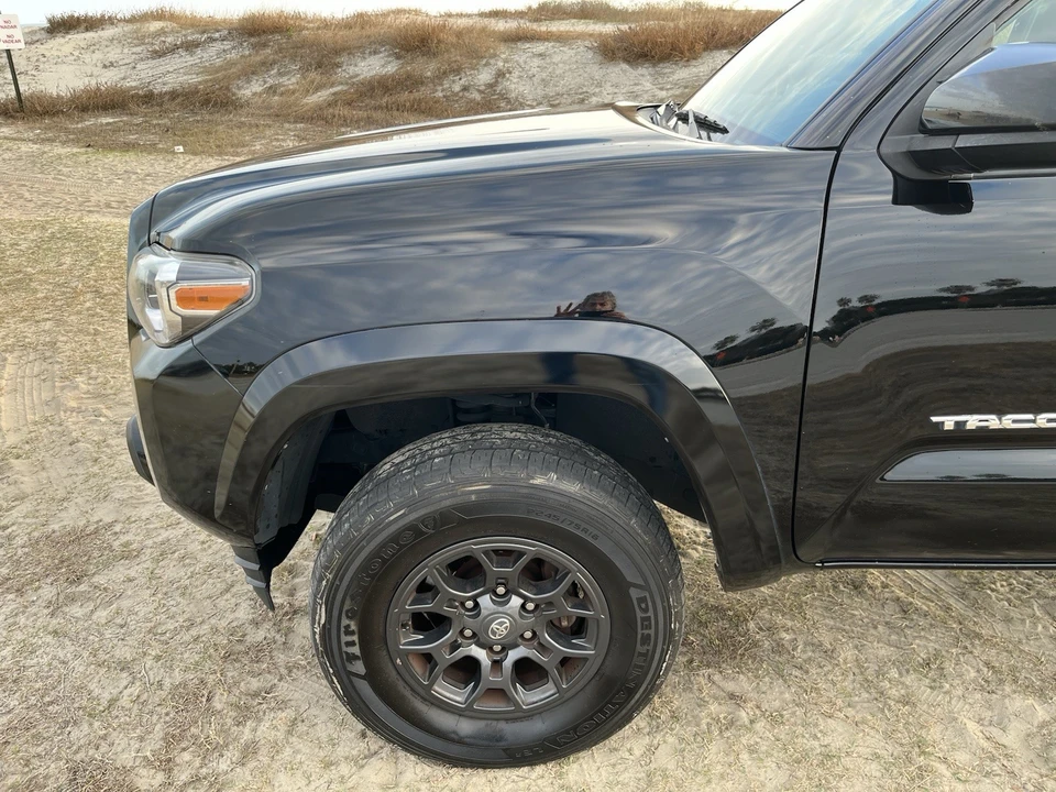 2017 Toyota Tacoma 3rd Gen - Image 9 of 21