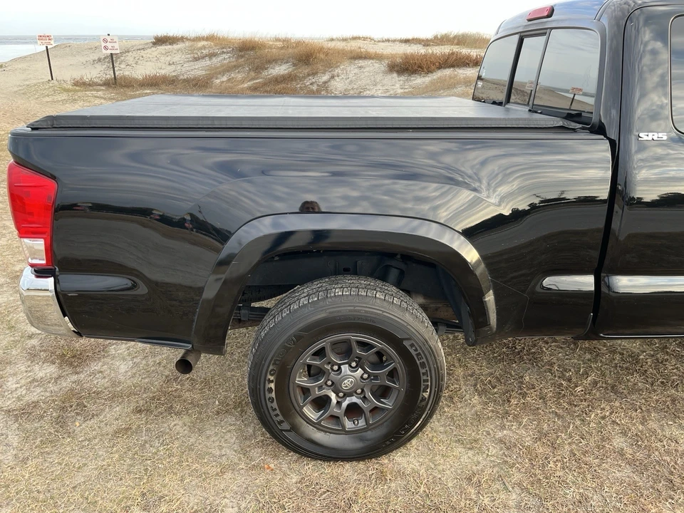 2017 Toyota Tacoma 3rd Gen - Image 4 of 21