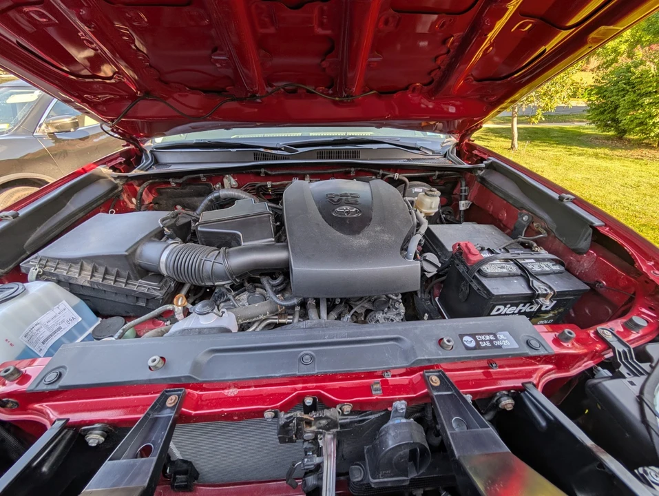 2017 Toyota Tacoma 3rd Gen - Image 2 of 10