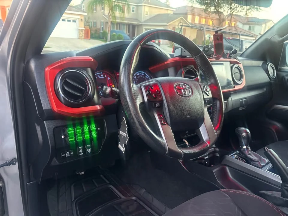 2017 Toyota Tacoma 3rd Gen - Image 17 of 19