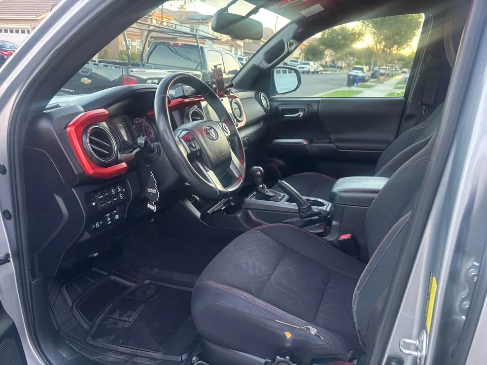 2017 Toyota Tacoma 3rd Gen - Image 8 of 19