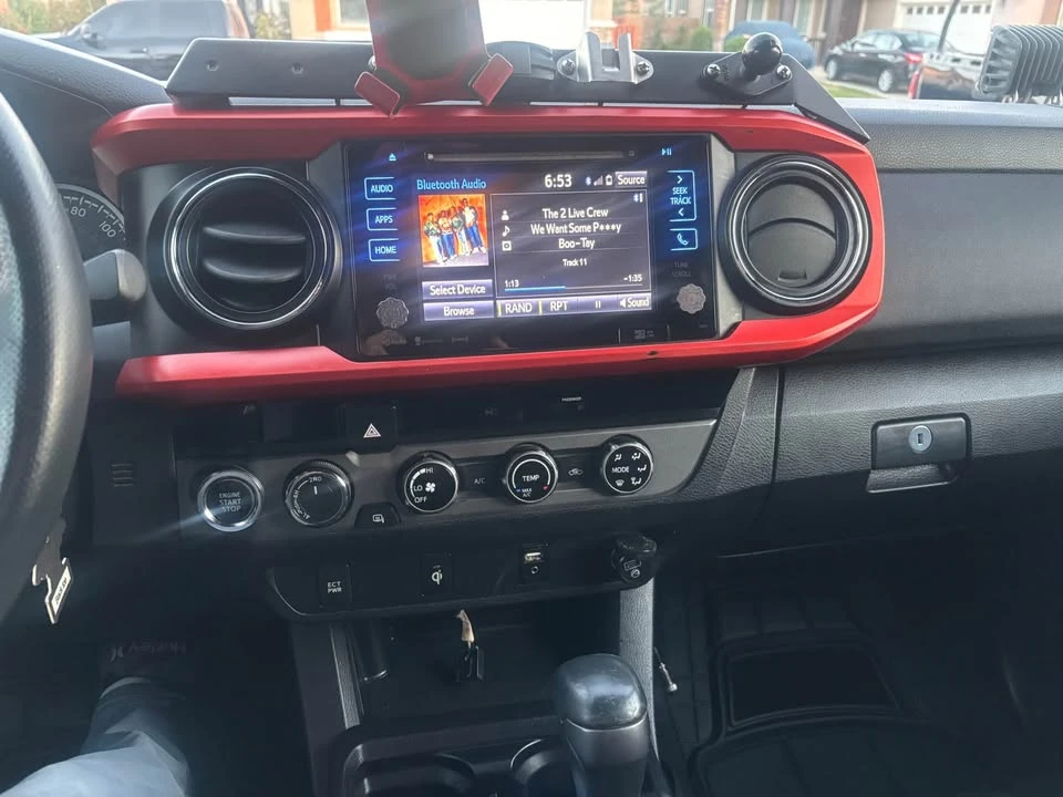 2017 Toyota Tacoma 3rd Gen - Image 16 of 19