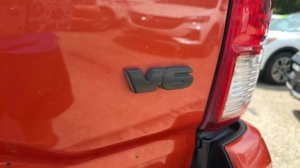2017 Toyota Tacoma 3rd Gen - Image 10 of 20