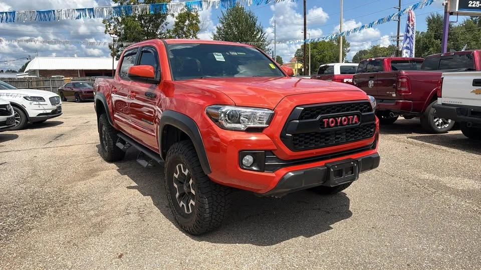 2017 Toyota Tacoma 3rd Gen - Image 2 of 20