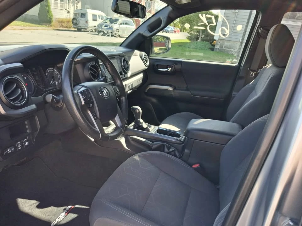2017 Toyota Tacoma 3rd Gen - Image 11 of 20