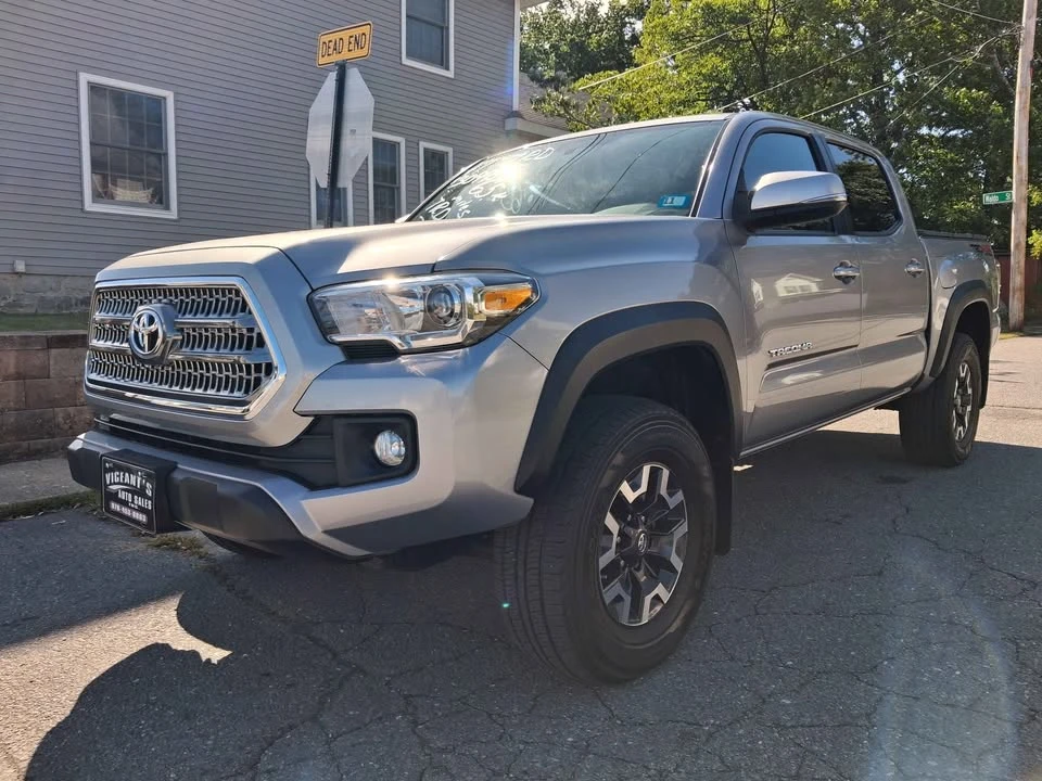 2017 Toyota Tacoma 3rd Gen - Image 5 of 20