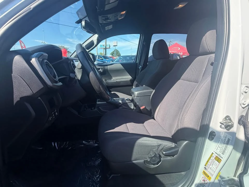 2017 Toyota Tacoma 3rd Gen - Image 6 of 12