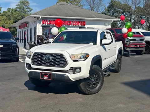 2017 Toyota Tacoma Double Cab TRD Off-Road Pickup 4D 5 ft