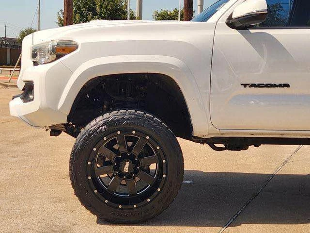 2017 Toyota Tacoma 3rd Gen - Image 6 of 18