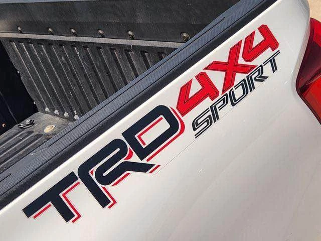 2017 Toyota Tacoma 3rd Gen - Image 4 of 18