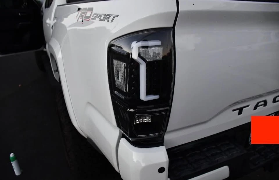 2017 Toyota Tacoma 3rd Gen - Image 10 of 17