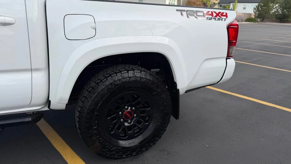 2017 Toyota Tacoma 3rd Gen - Image 13 of 20