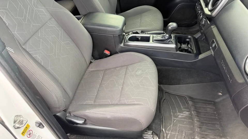 2017 Toyota Tacoma 3rd Gen - Image 16 of 20