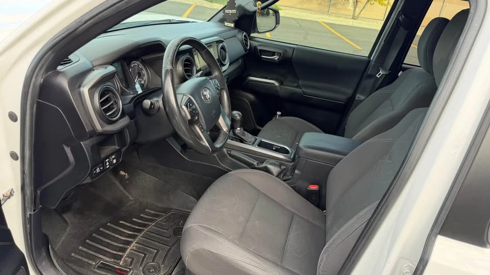 2017 Toyota Tacoma 3rd Gen - Image 17 of 20