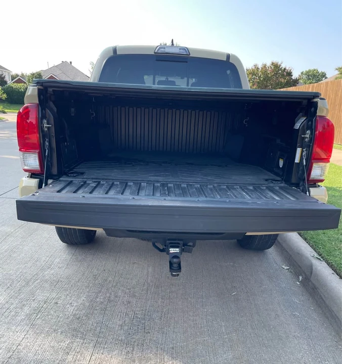 2017 Toyota Tacoma 3rd Gen - Image 5 of 12
