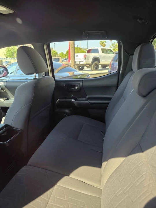 2017 Toyota Tacoma 3rd Gen - Image 7 of 10