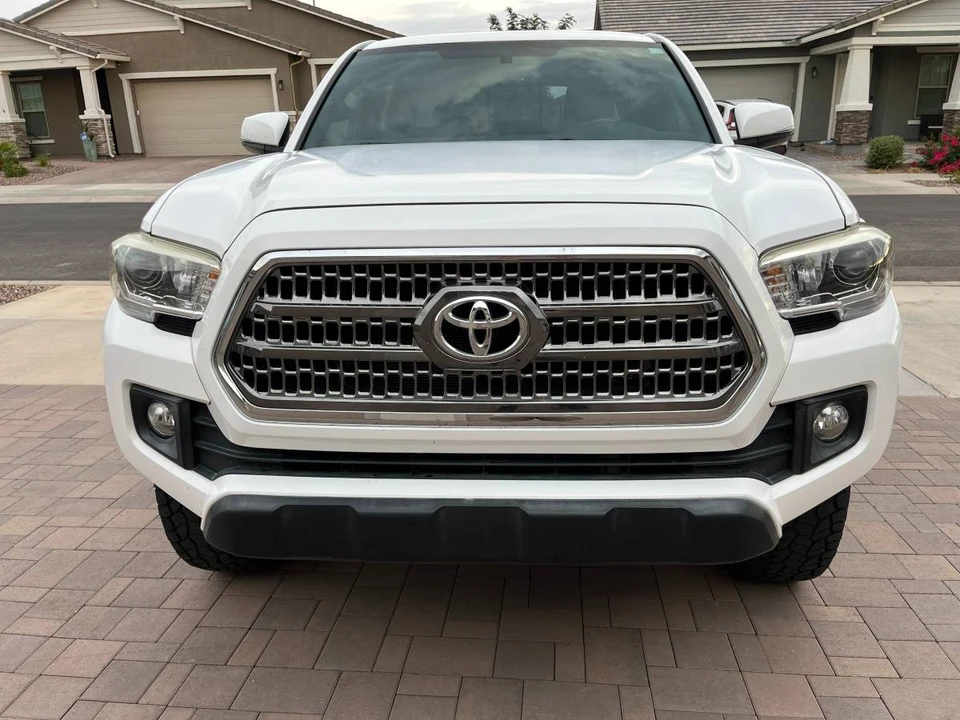 2017 Toyota Tacoma 3rd Gen - Image 3 of 19