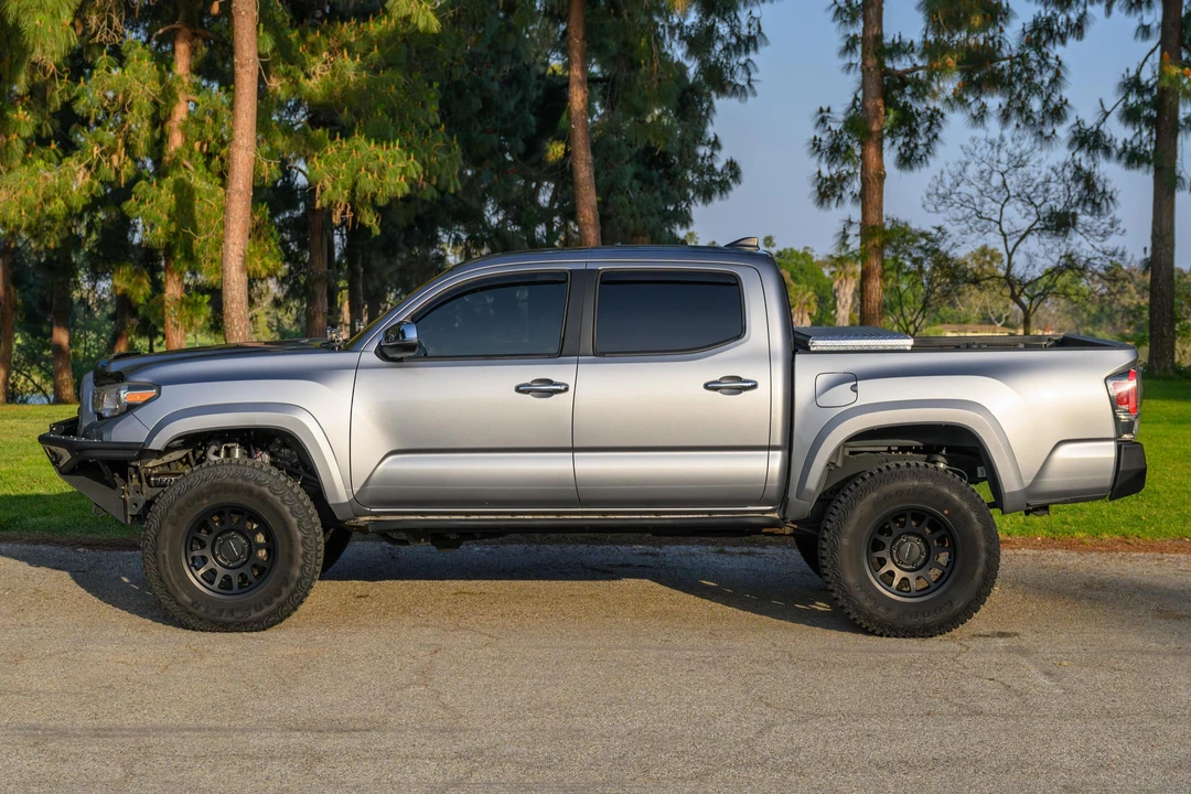 2017 Toyota Tacoma 3rd Gen - Image 3 of 31
