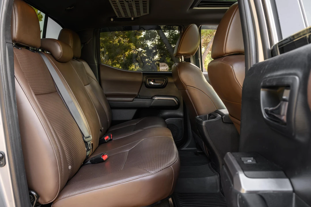 2017 Toyota Tacoma 3rd Gen - Image 25 of 31