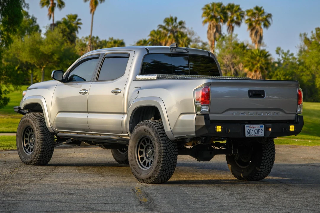 2017 Toyota Tacoma 3rd Gen - Image 4 of 31