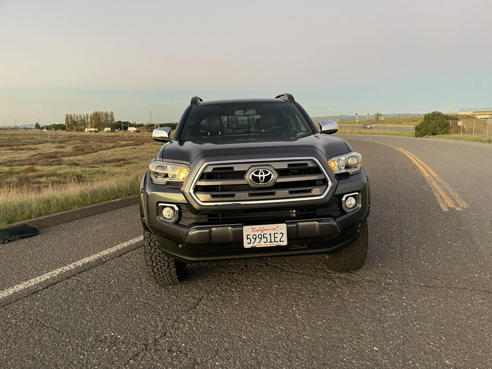 2017 Toyota Tacoma 3rd Gen - Image 7 of 31