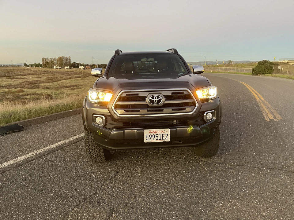 2017 Toyota Tacoma 3rd Gen - Image 6 of 31