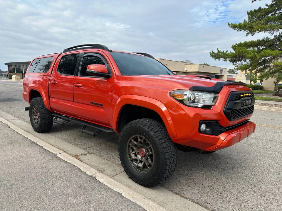 2017 Toyota Tacoma 3rd Gen - Image 3 of 15