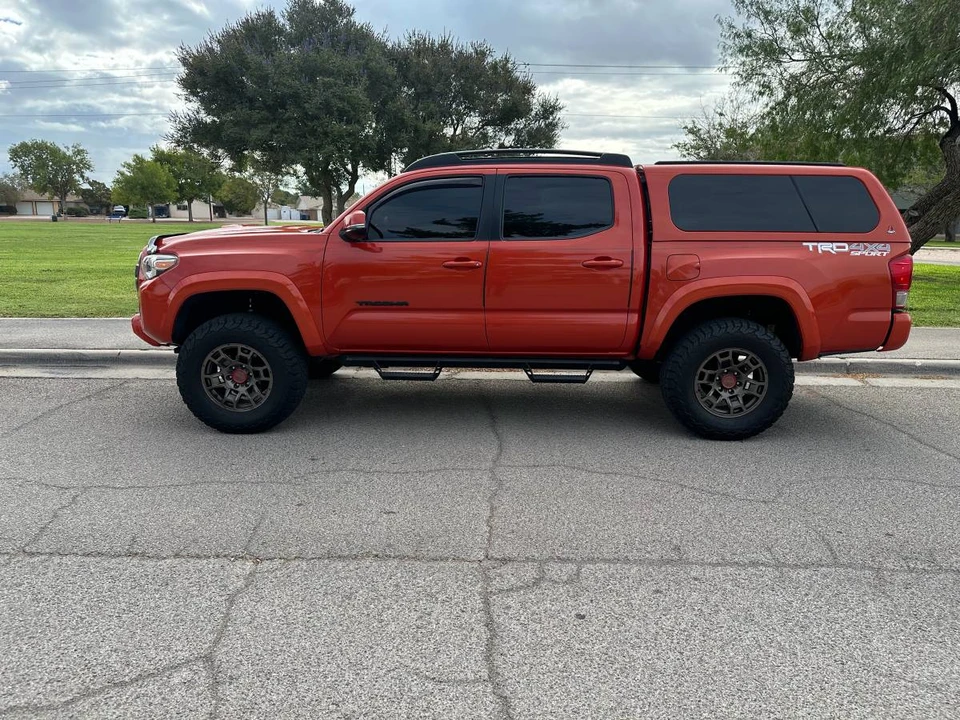 2017 Toyota Tacoma 3rd Gen - Image 10 of 15