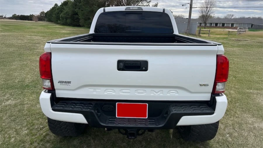 2017 Toyota Tacoma 3rd Gen - Image 5 of 18
