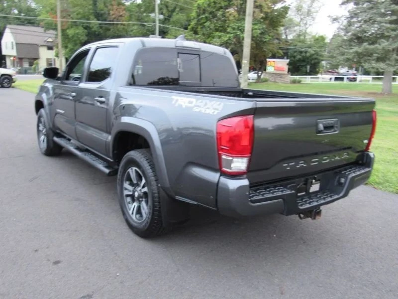 2017 Toyota Tacoma 3rd Gen - Image 6 of 12