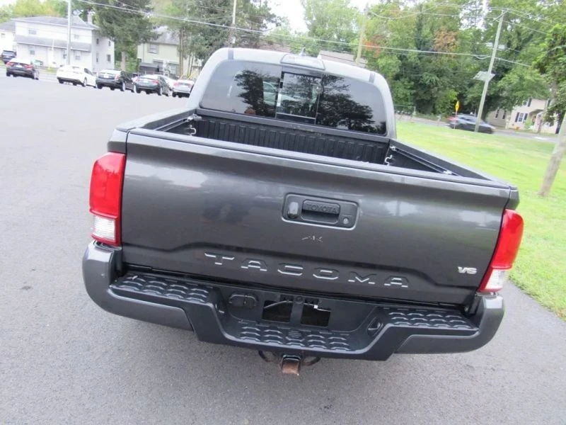 2017 Toyota Tacoma 3rd Gen - Image 7 of 12