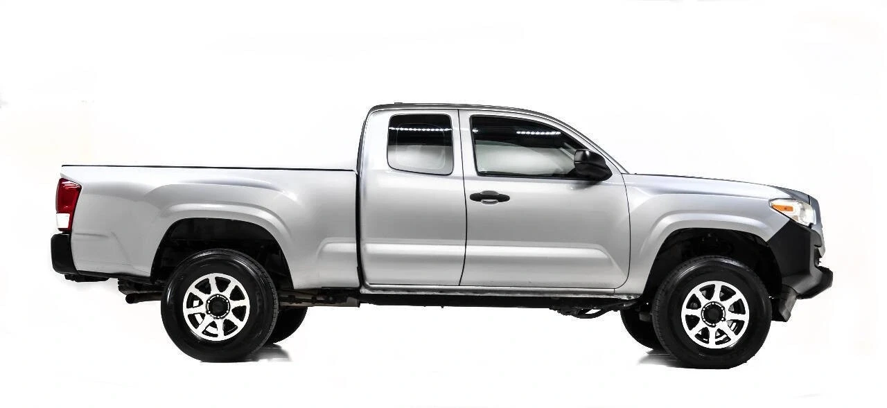 2017 Toyota Tacoma 3rd Gen - Image 5 of 12