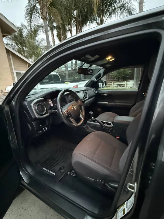 2017 Toyota Tacoma 3rd Gen - Image 4 of 14