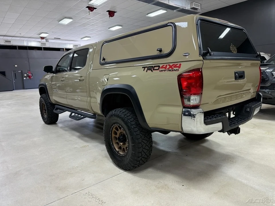 2017 Toyota Tacoma 3rd Gen - Image 9 of 12