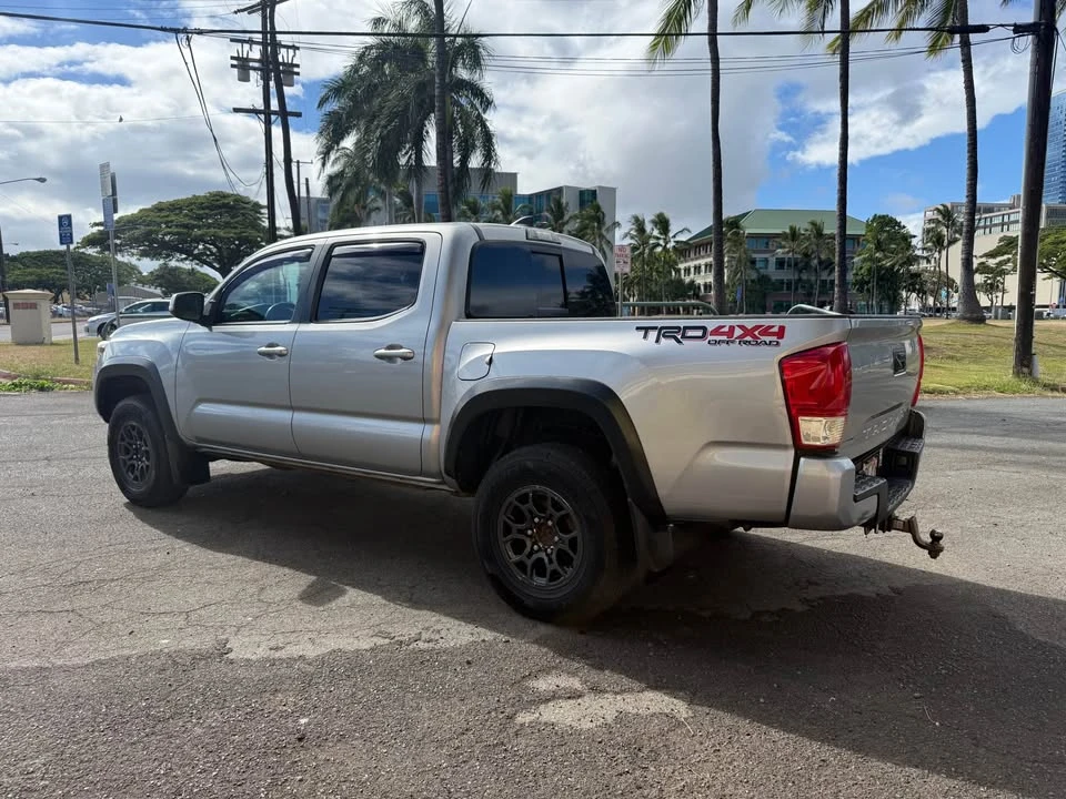 2017 Toyota Tacoma 3rd Gen - Image 12 of 14