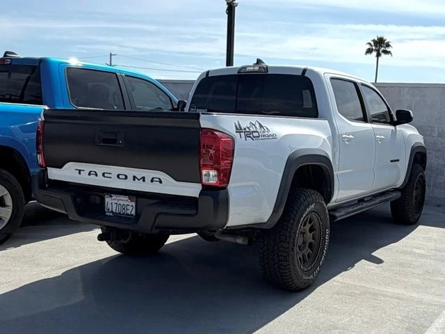 2017 Toyota Tacoma 3rd Gen - Image 4 of 12