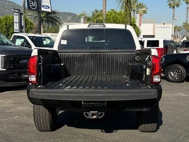 2017 Toyota Tacoma 3rd Gen - Image 12 of 21
