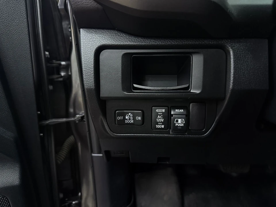 2017 Toyota Tacoma 3rd Gen - Image 10 of 12