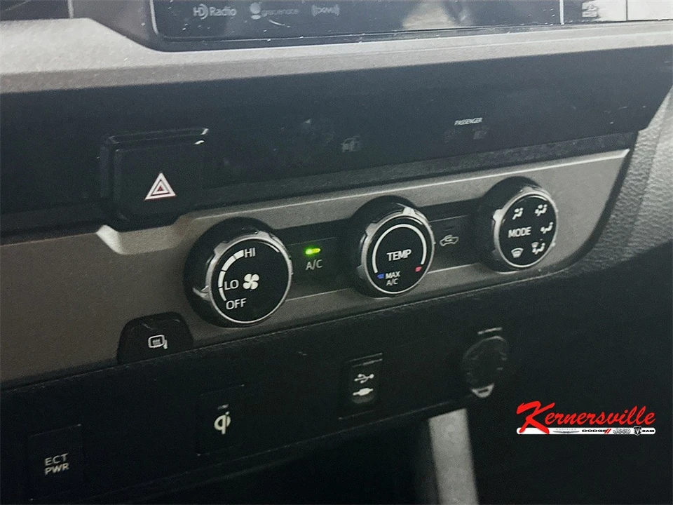 2017 Toyota Tacoma 3rd Gen - Image 18 of 21
