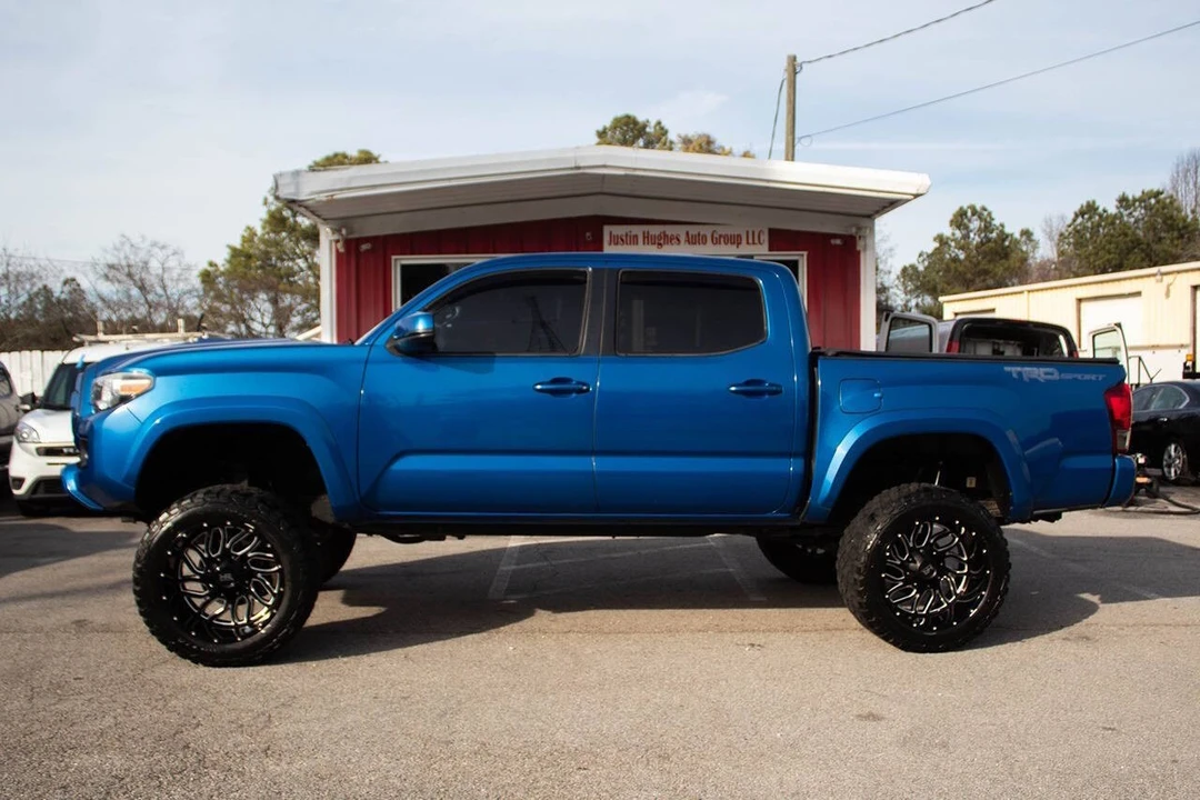 2017 Toyota Tacoma 3rd Gen - Image 3 of 21