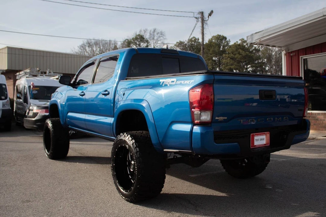 2017 Toyota Tacoma 3rd Gen - Image 4 of 21
