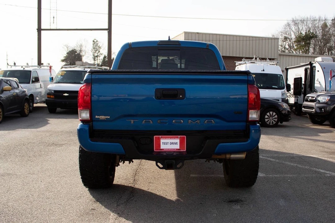 2017 Toyota Tacoma 3rd Gen - Image 5 of 21