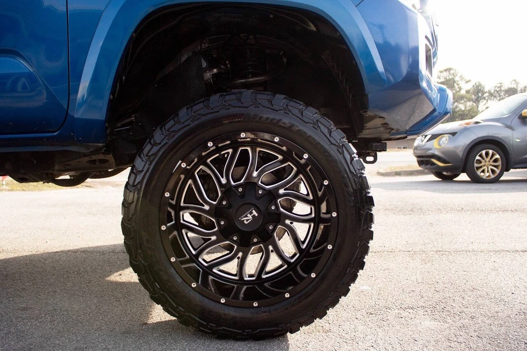 2017 Toyota Tacoma 3rd Gen - Image 7 of 21