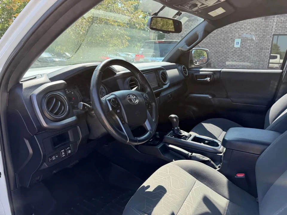 2017 Toyota Tacoma 3rd Gen - Image 11 of 16