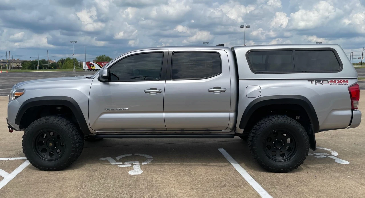 2017 Toyota Tacoma 3rd Gen - Image 9 of 31