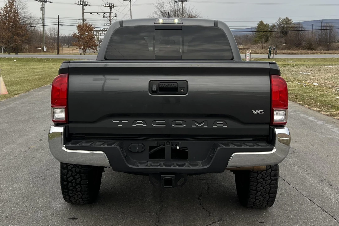 2017 Toyota Tacoma 3rd Gen - Image 5 of 31
