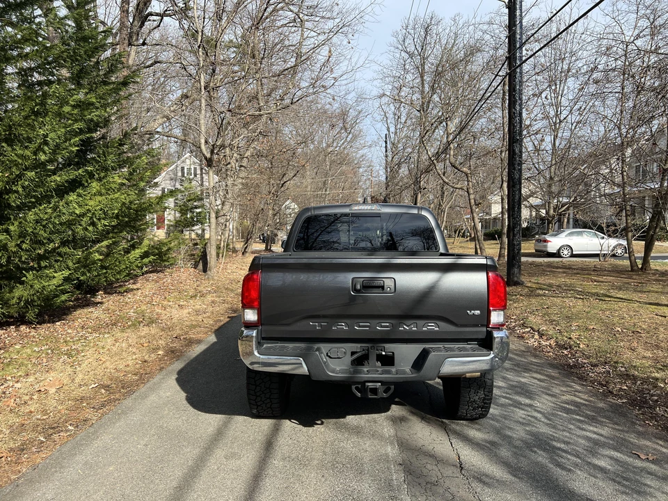 2017 Toyota Tacoma 3rd Gen - Image 29 of 31