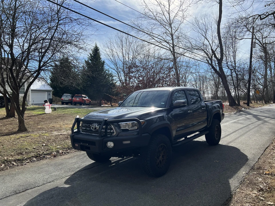 2017 Toyota Tacoma 3rd Gen - Image 24 of 31