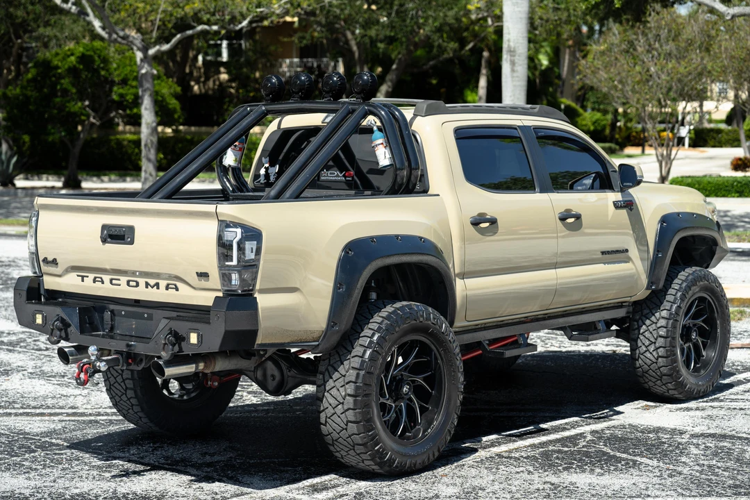 2017 Toyota Tacoma 3rd Gen - Image 4 of 31
