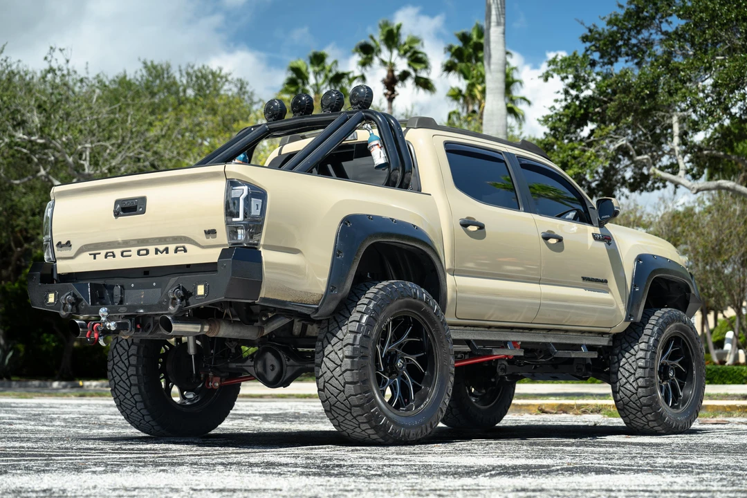 2017 Toyota Tacoma 3rd Gen - Image 13 of 31